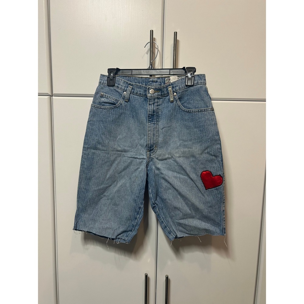 Sasson Jeanswear Vintage High‎ Waisted Denim Shorts Light Wash Heart Patch 11/12